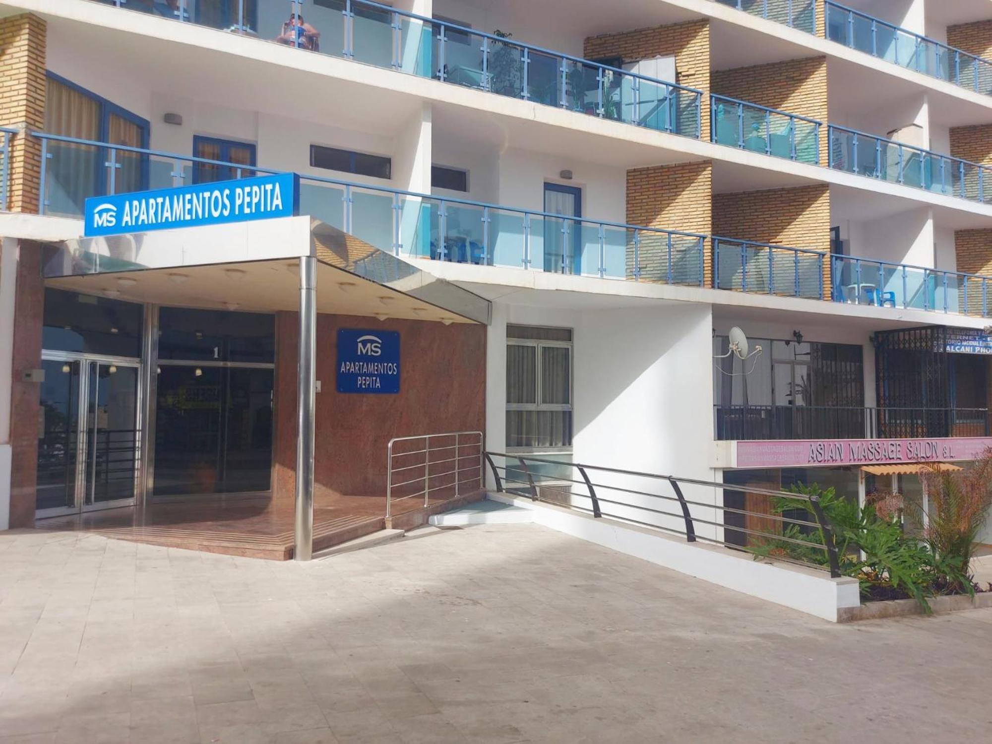 Estudio Luminoso En Puerto Marina Benalmádena Exteriör bild