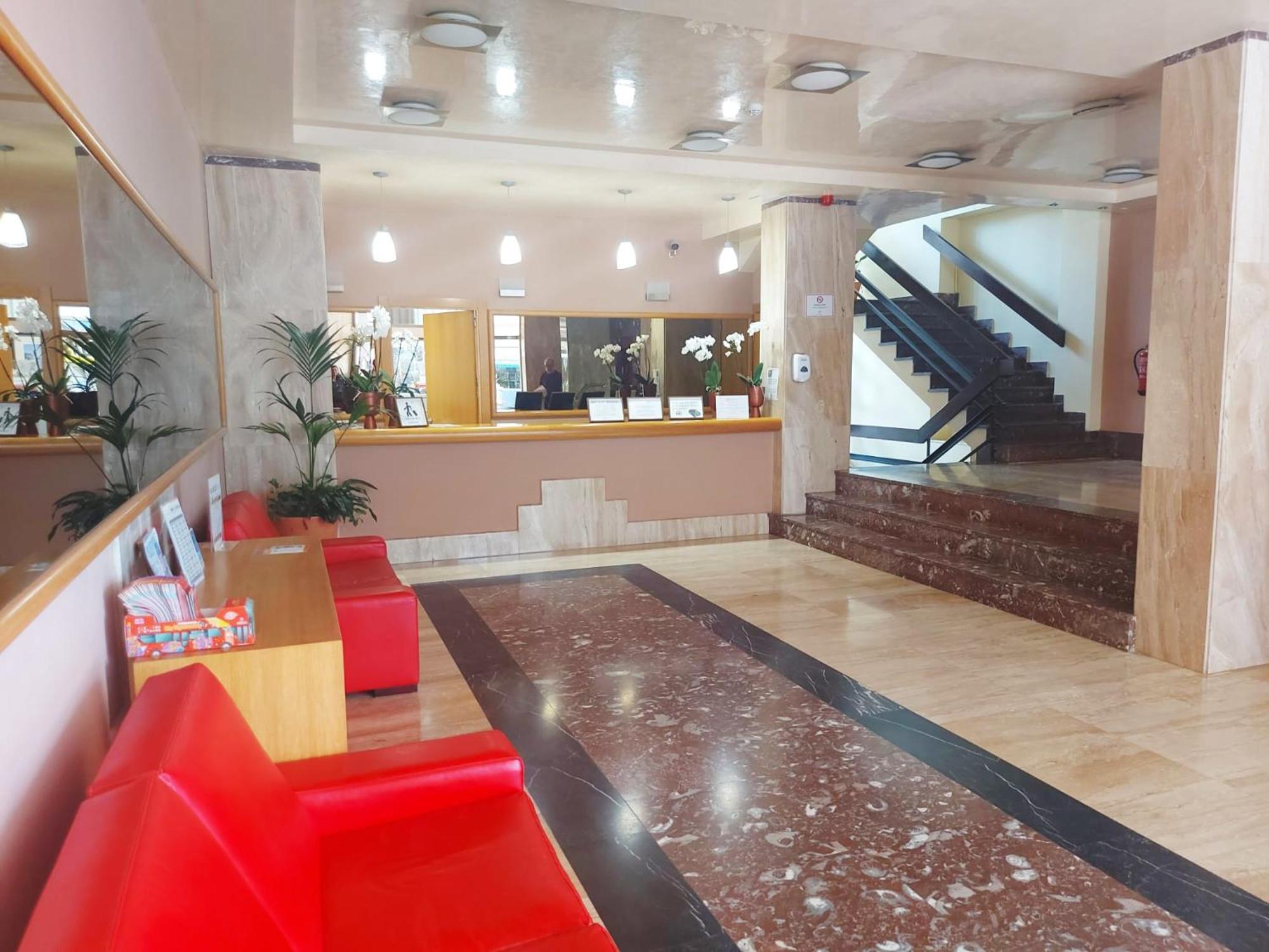 Estudio Luminoso En Puerto Marina Benalmádena Exteriör bild